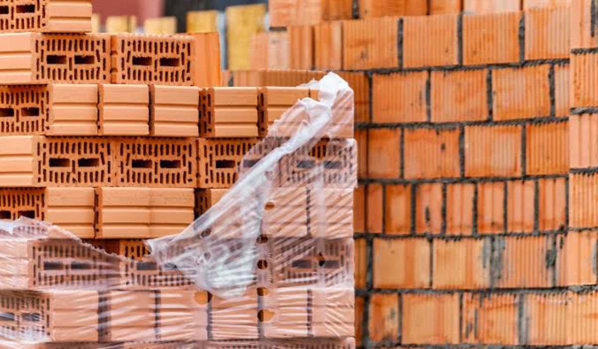 Different Types of Bricks And Which Should we use ??