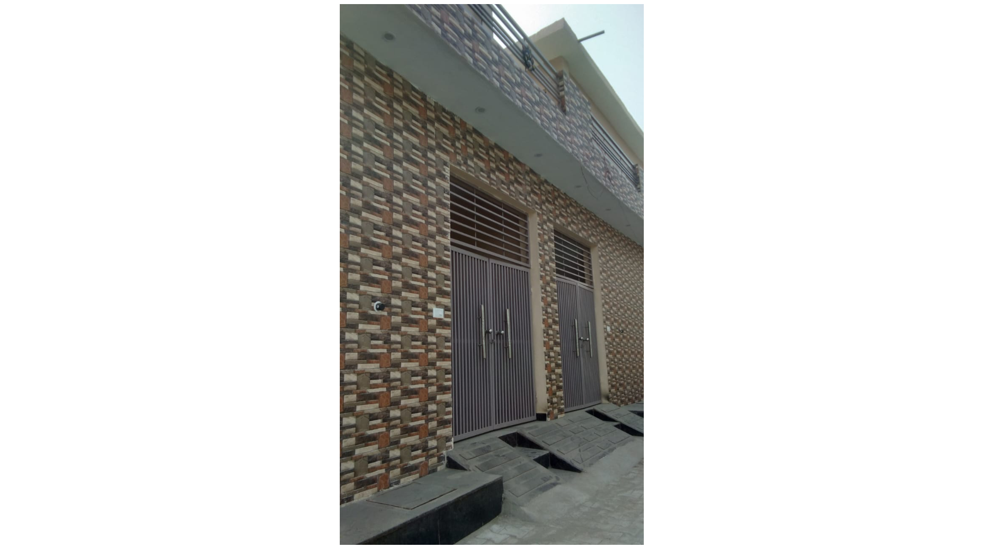 Two similar house 50 yards each 